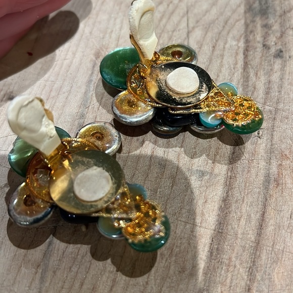 Stunning 80s Vtg Clip Earrings 🥰 - Picture 2 of 2